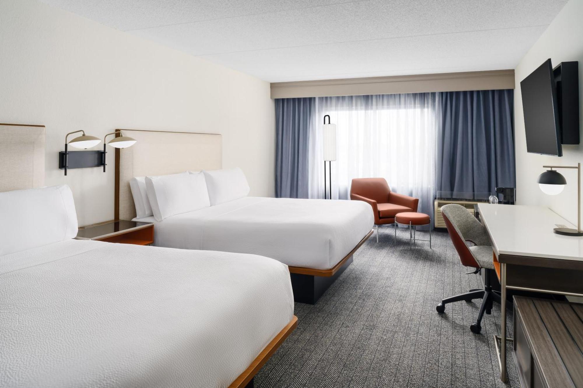 Courtyard Chicago Midway Airport Hotel Bedford Park Exterior foto
