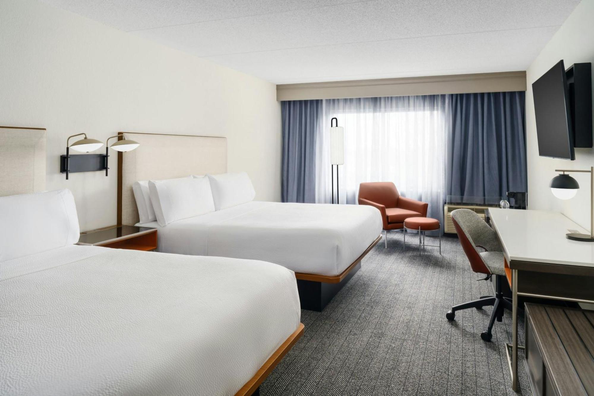 Courtyard Chicago Midway Airport Hotel Bedford Park Exterior foto
