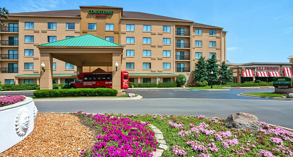 Courtyard Chicago Midway Airport Hotel Bedford Park Exterior foto